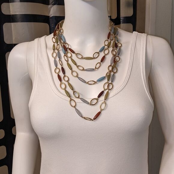 AK Jewelry - Vintage layered multi clear colored long bead necklace